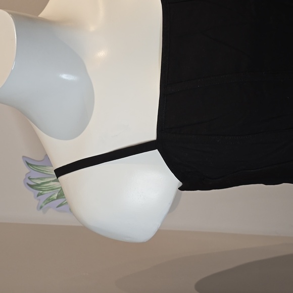 Torrid - Challis Corset Crop Top in Deep Black​​​​ - Picture 3 of 12